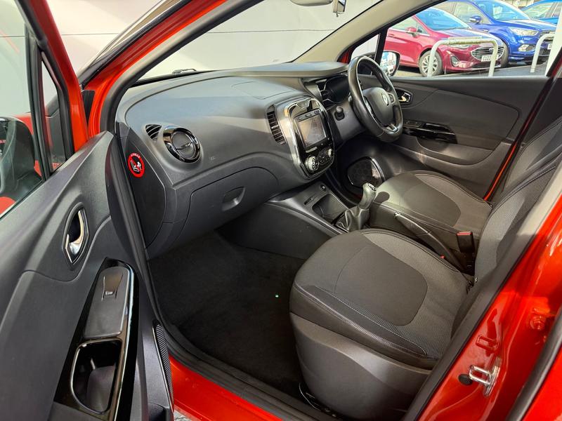 Used Renault Captur 2017 for sale - 76332656: Photo 28