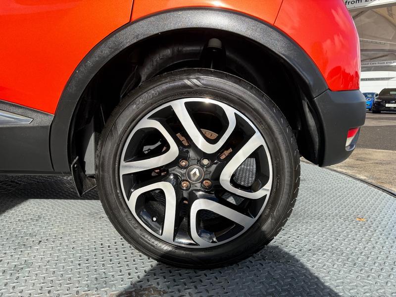 Used Renault Captur 2017 for sale - 76332656: Photo 32