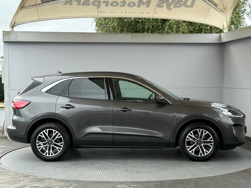 Used Ford Kuga 2022 for sale - 76332532: Photo 9