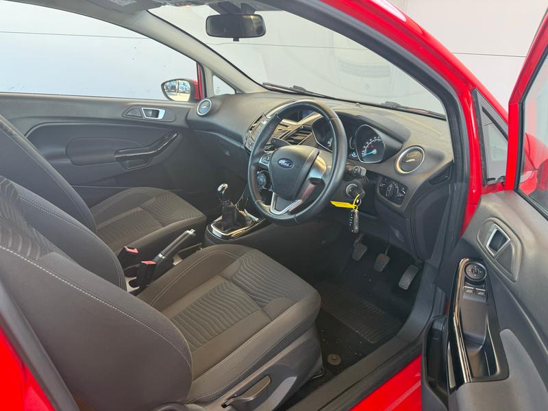 Used Ford Fiesta 2017 for sale - 76209280: Photo 11
