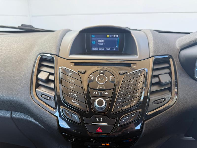 Used Ford Fiesta 2017 for sale - 76209280: Photo 15