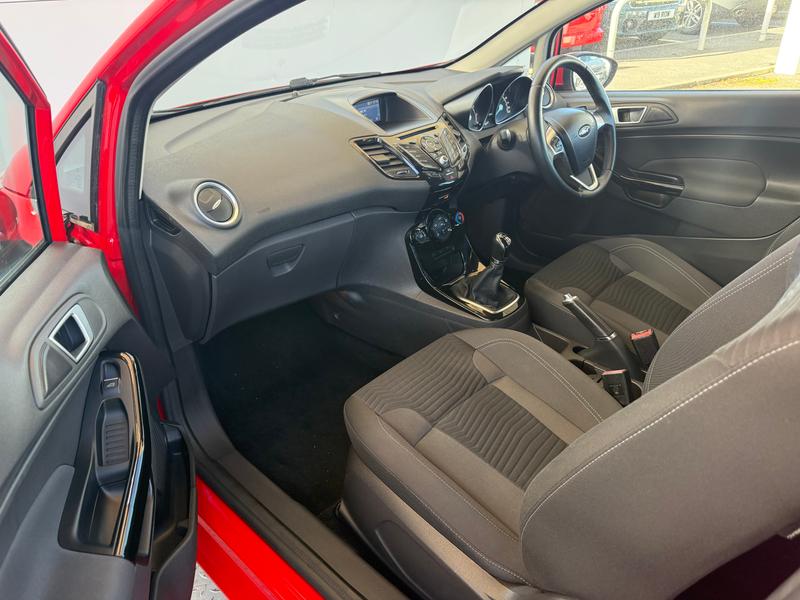 Used Ford Fiesta 2017 for sale - 76209280: Photo 25