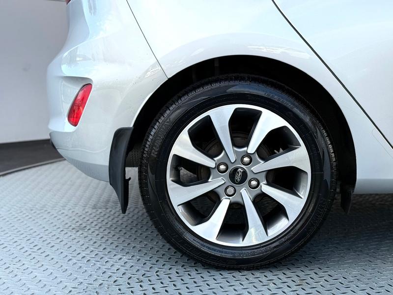 Used Ford Fiesta 2020 for sale - 75586875: Photo 26