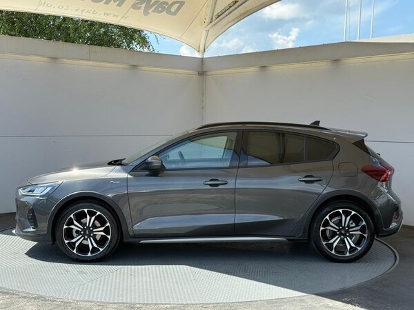 Used Ford Focus 2023 for sale - 74588598: Photo 5