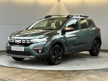 Used Dacia Sandero Stepway 2025 for sale - 77100724: Photo