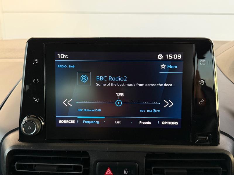 Used Peugeot Rifter 2021 for sale - 76819274: Photo 28