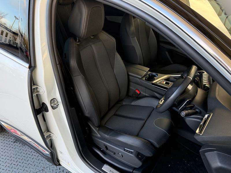 Used Peugeot 3008 2023 for sale - 76819082: Photo 20