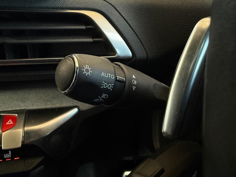 Used Peugeot 3008 2023 for sale - 76819082: Photo 36