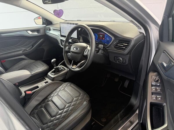 Used Ford Focus 2022 for sale - 76172689: Photo 12