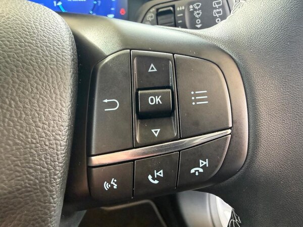 Used Ford Focus 2022 for sale - 76172689: Photo 16