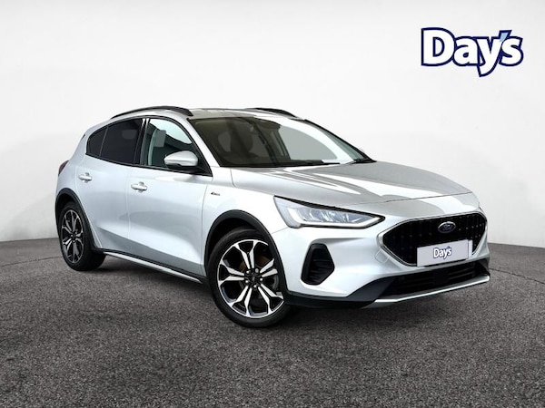 Used Ford Focus 2022 for sale - 76172689: Photo 1