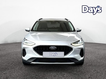 Used Ford Focus 2022 for sale - 76172689: Photo 3