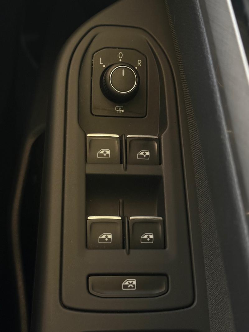 Used Volkswagen Golf for sale - 77710749: Photo 29