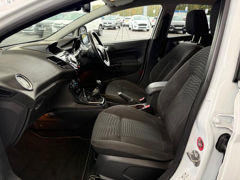 Used Ford Fiesta 2014 for sale - 76480359: Photo 14