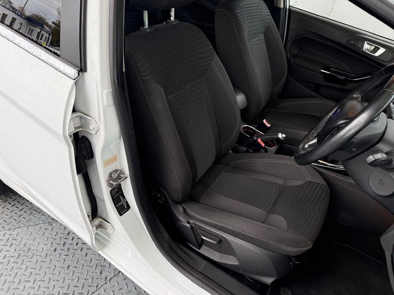 Used Ford Fiesta 2014 for sale - 76480359: Photo 19