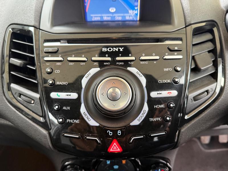 Used Ford Fiesta 2014 for sale - 76480359: Photo 26