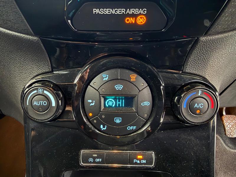 Used Ford Fiesta 2014 for sale - 76480359: Photo 30