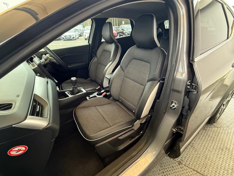 Used Renault Captur 2022 for sale - 77729493: Photo 13