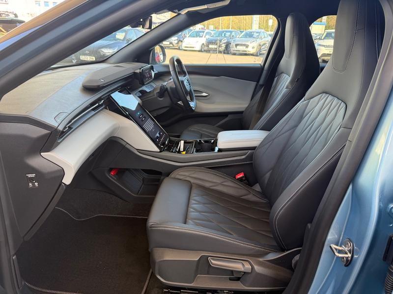 Used Ford Explorer 2025 for sale - 77755030: Photo 14