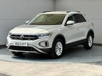 Used Volkswagen T-Roc 2023 for sale - 79029871: Photo