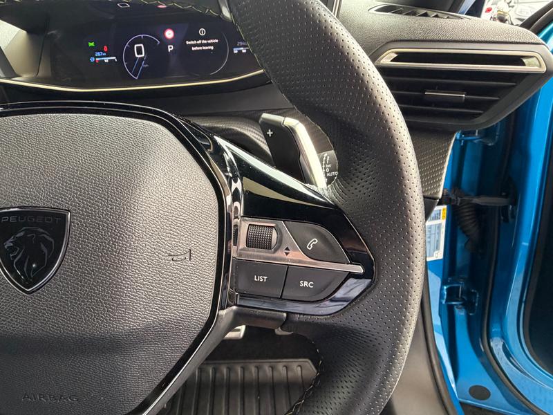 Used Peugeot 2008 2023 for sale - 77286401: Photo 17