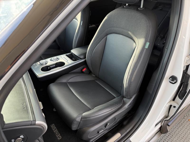 Used Genesis GV60 2022 for sale - 76908808: Photo 16