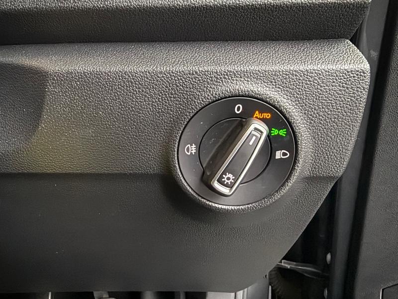 Used Volkswagen T-Roc 2019 for sale - 76290283: Photo 29