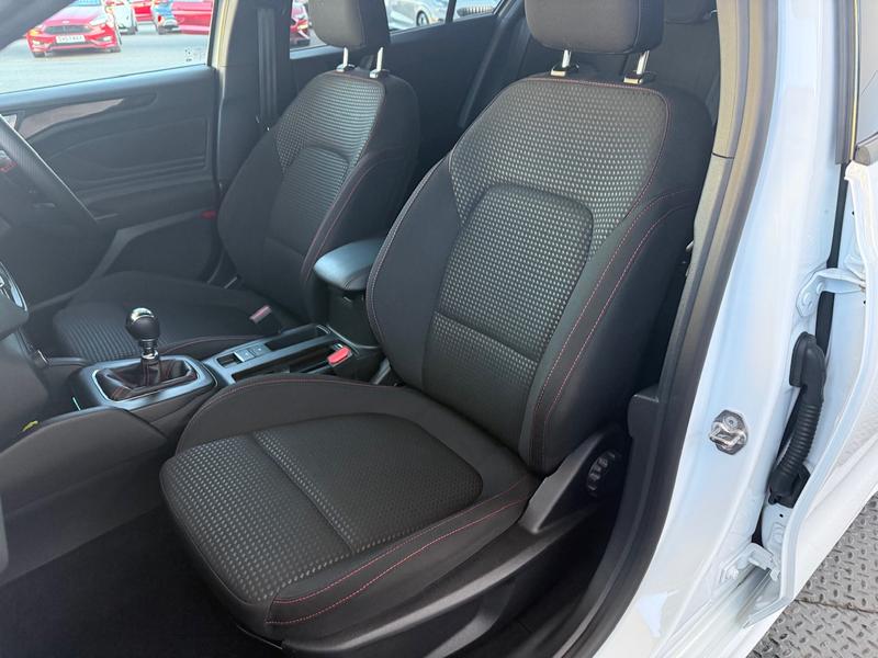 Used Ford Focus 2023 for sale - 76433980: Photo 15