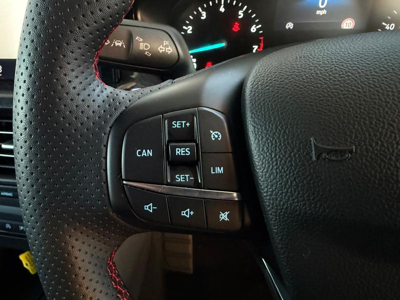 Used Ford Focus 2023 for sale - 76433980: Photo 28