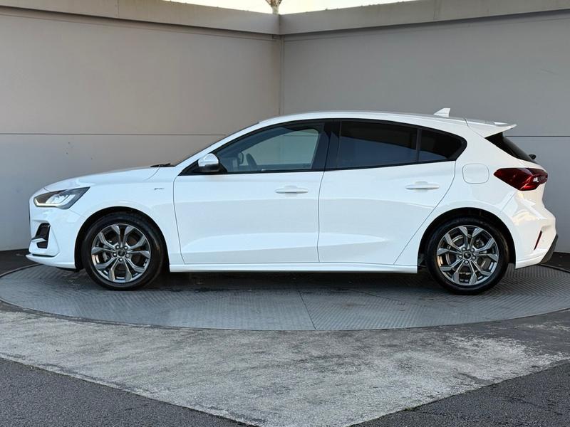 Used Ford Focus 2023 for sale - 76433980: Photo 6