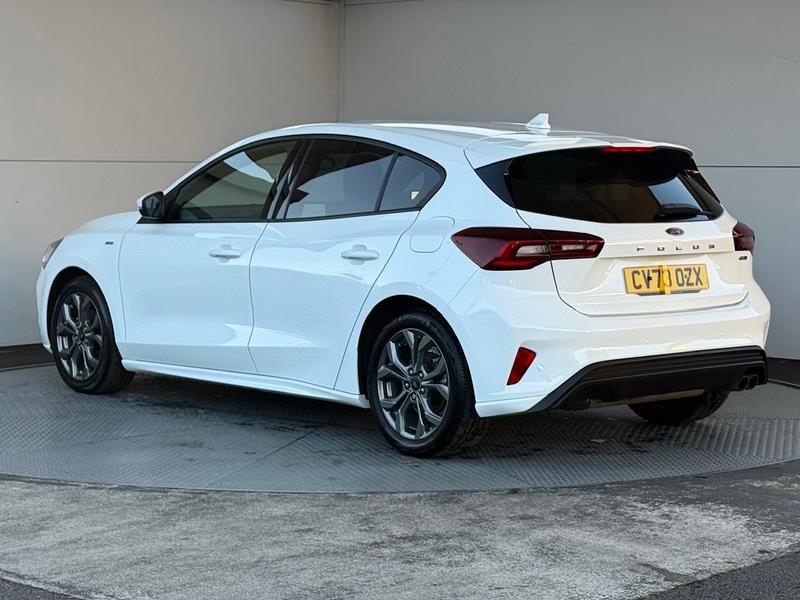 Used Ford Focus 2023 for sale - 76433980: Photo 7