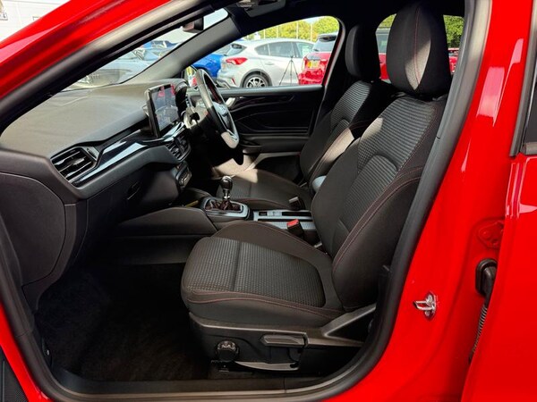 Used Ford Focus 2022 for sale - 74495313: Photo 13
