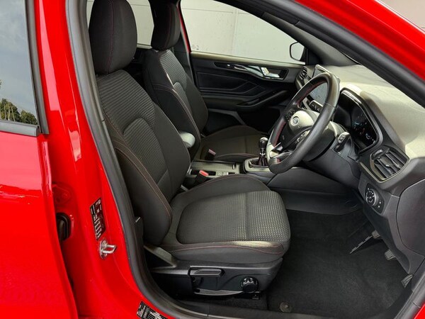 Used Ford Focus 2022 for sale - 74495313: Photo 17
