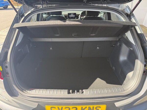 Used Kia Stonic 2023 for sale - 74435579: Photo 10