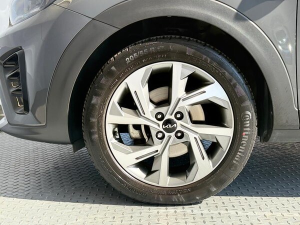 Used Kia Stonic 2023 for sale - 74435579: Photo 30