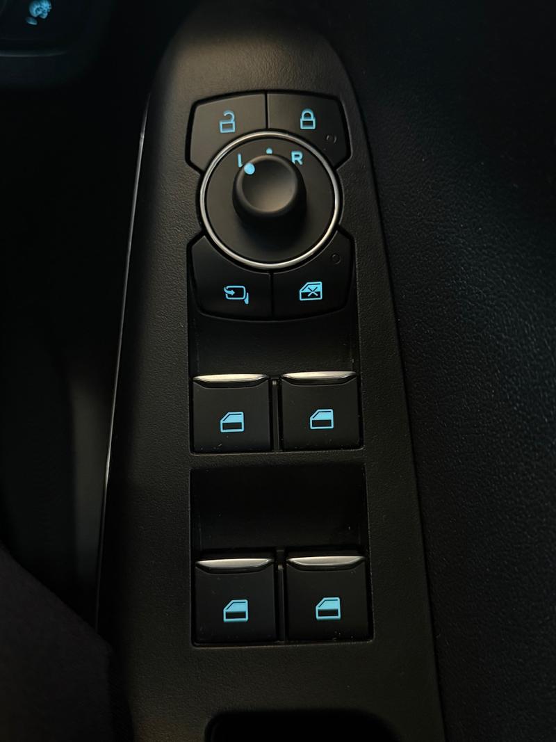 Used Ford Puma 2023 for sale - 76625357: Photo 32