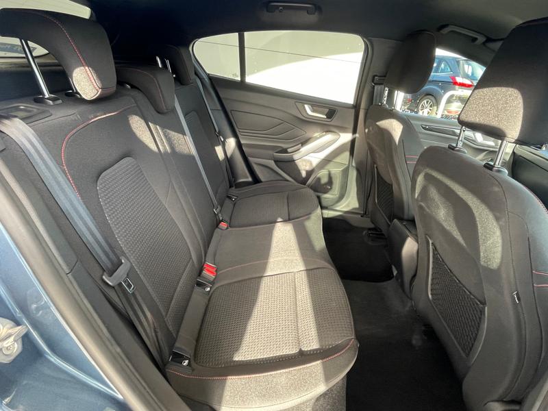 Used Ford Focus 2023 for sale - 76382139: Photo 13