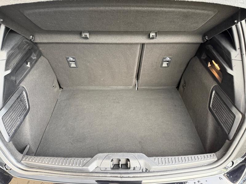 Used Ford Focus 2023 for sale - 76580859: Photo 10