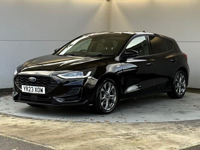 Used Ford Focus 2023 for sale - 76580859: Photo 4