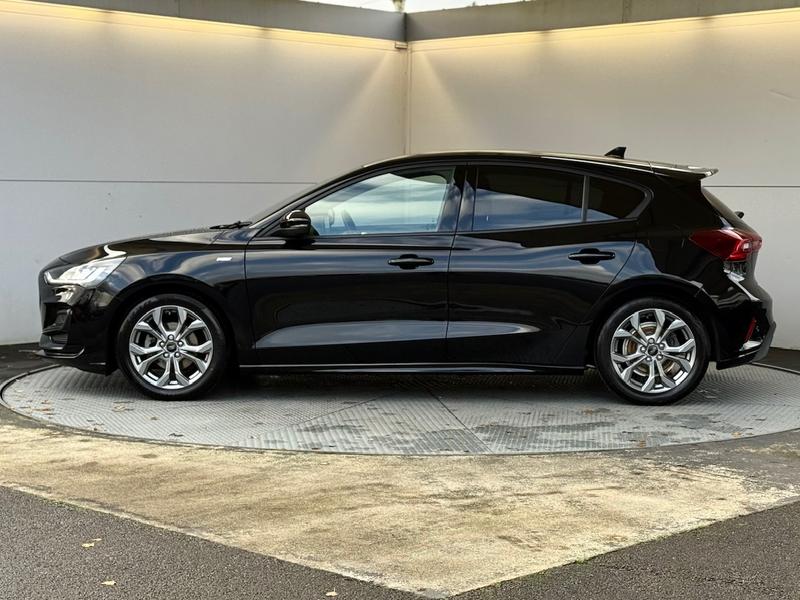 Used Ford Focus 2023 for sale - 76580859: Photo 5