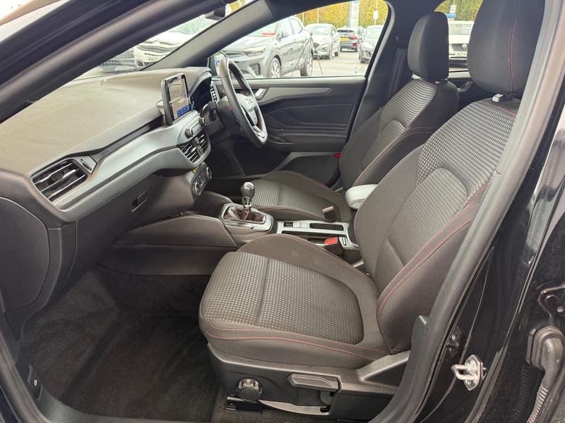 Used Ford Focus 2022 for sale - 76261085: Photo 12