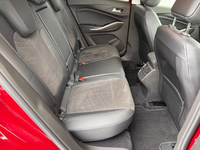 Used Vauxhall Grandland for sale - 76089639: Photo 16