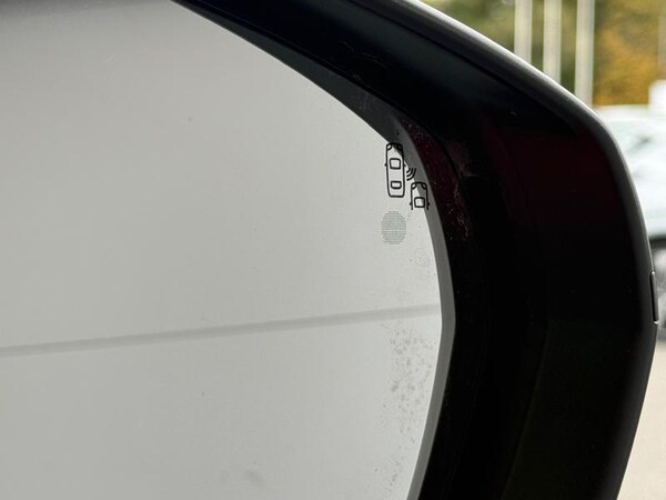 Used Vauxhall Grandland for sale - 76089639: Photo 34