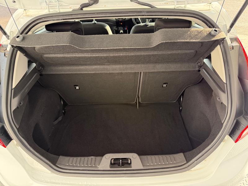 Used Ford Fiesta 2014 for sale - 76355523: Photo 10