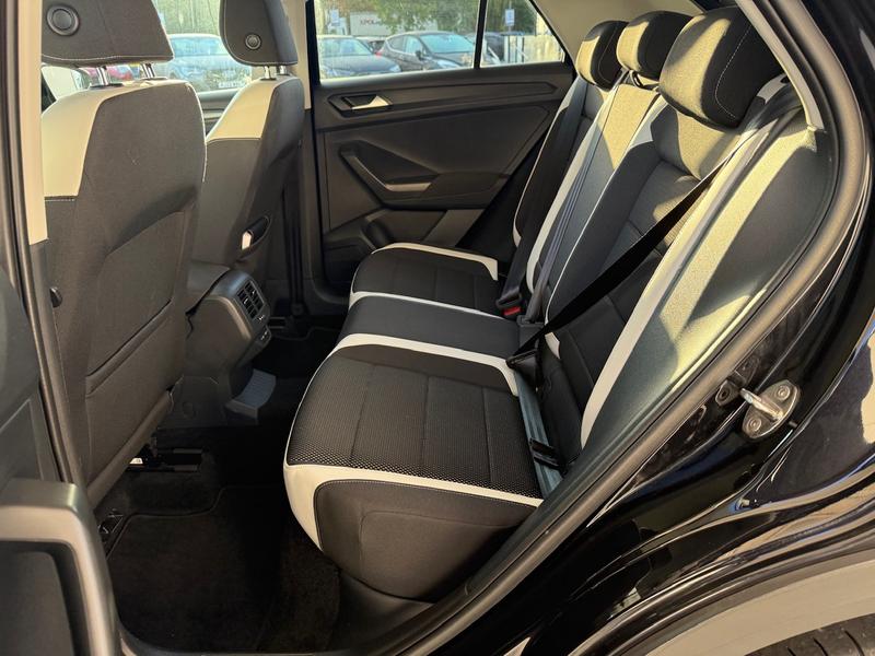 Used Volkswagen T-Roc 2021 for sale - 76131306: Photo 13