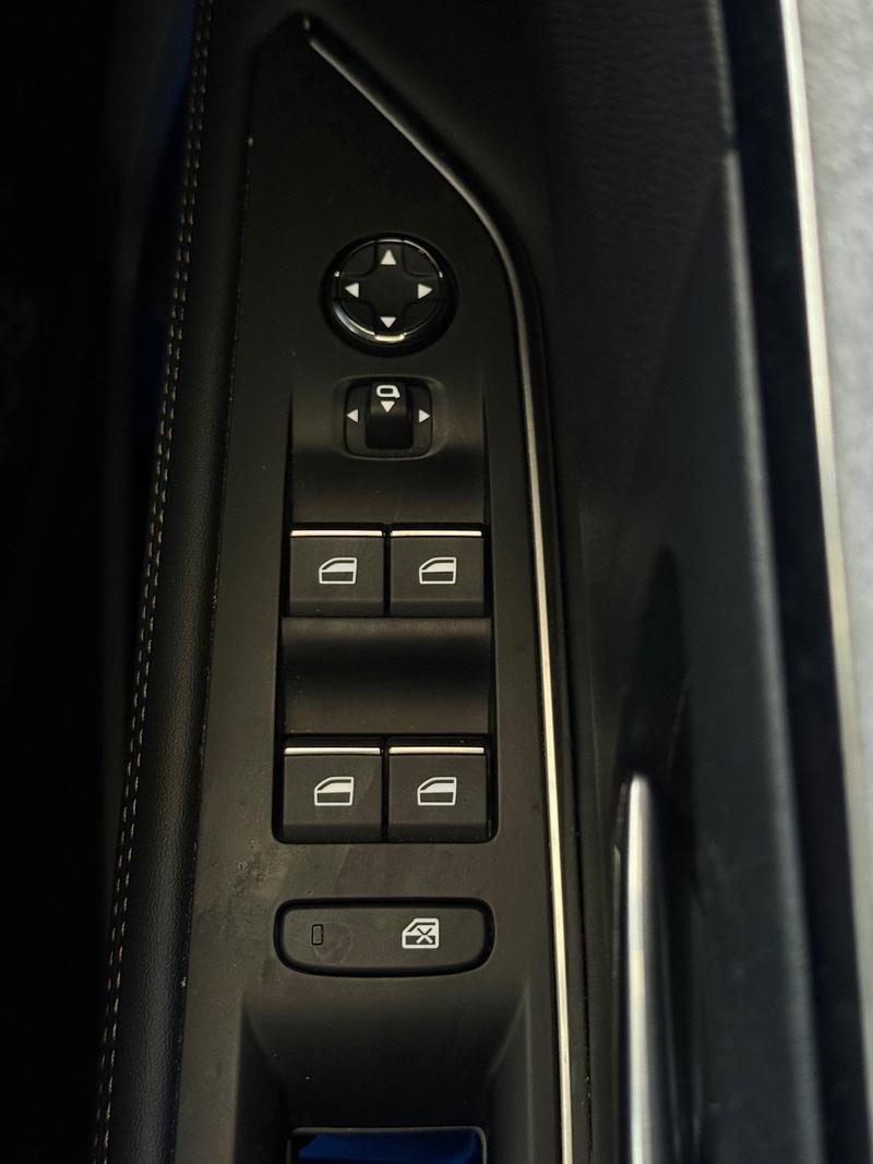 Used Peugeot 3008 2023 for sale - 77619944: Photo 39