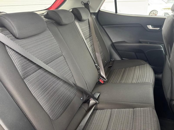 Used Kia Stonic 2023 for sale - 74729727: Photo 22