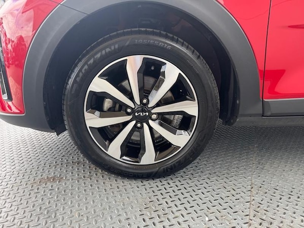 Used Kia Stonic 2023 for sale - 74729727: Photo 29