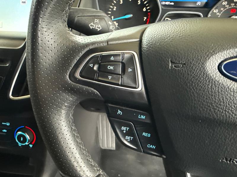 Used Ford Focus 2017 for sale - 76519755: Photo 22