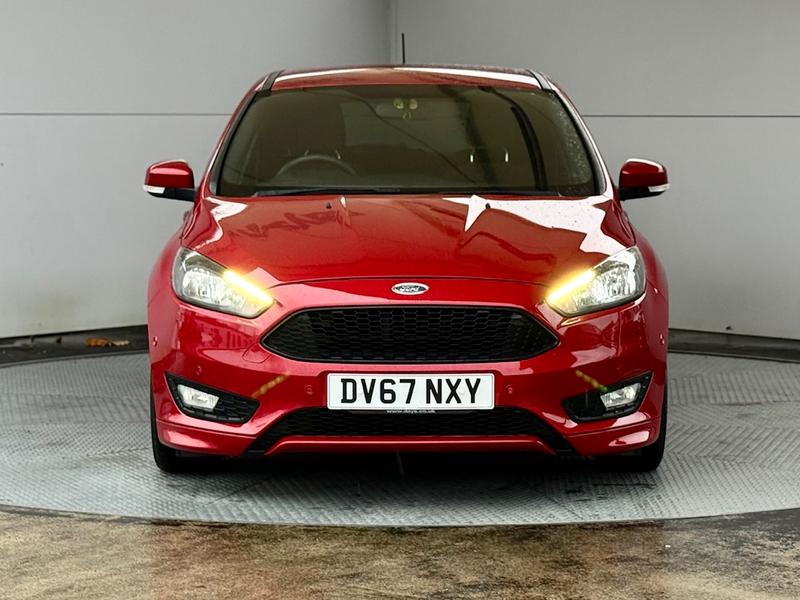 Used Ford Focus 2017 for sale - 76519755: Photo 3